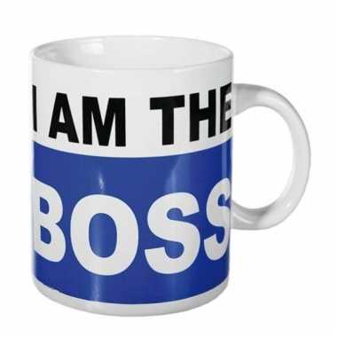Koffie beker i am the boss 700 ml prijs