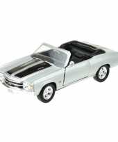 Vergelijk speelgoedauto chevrolet 1971 chevelle zilver grijs 1 34 prijs